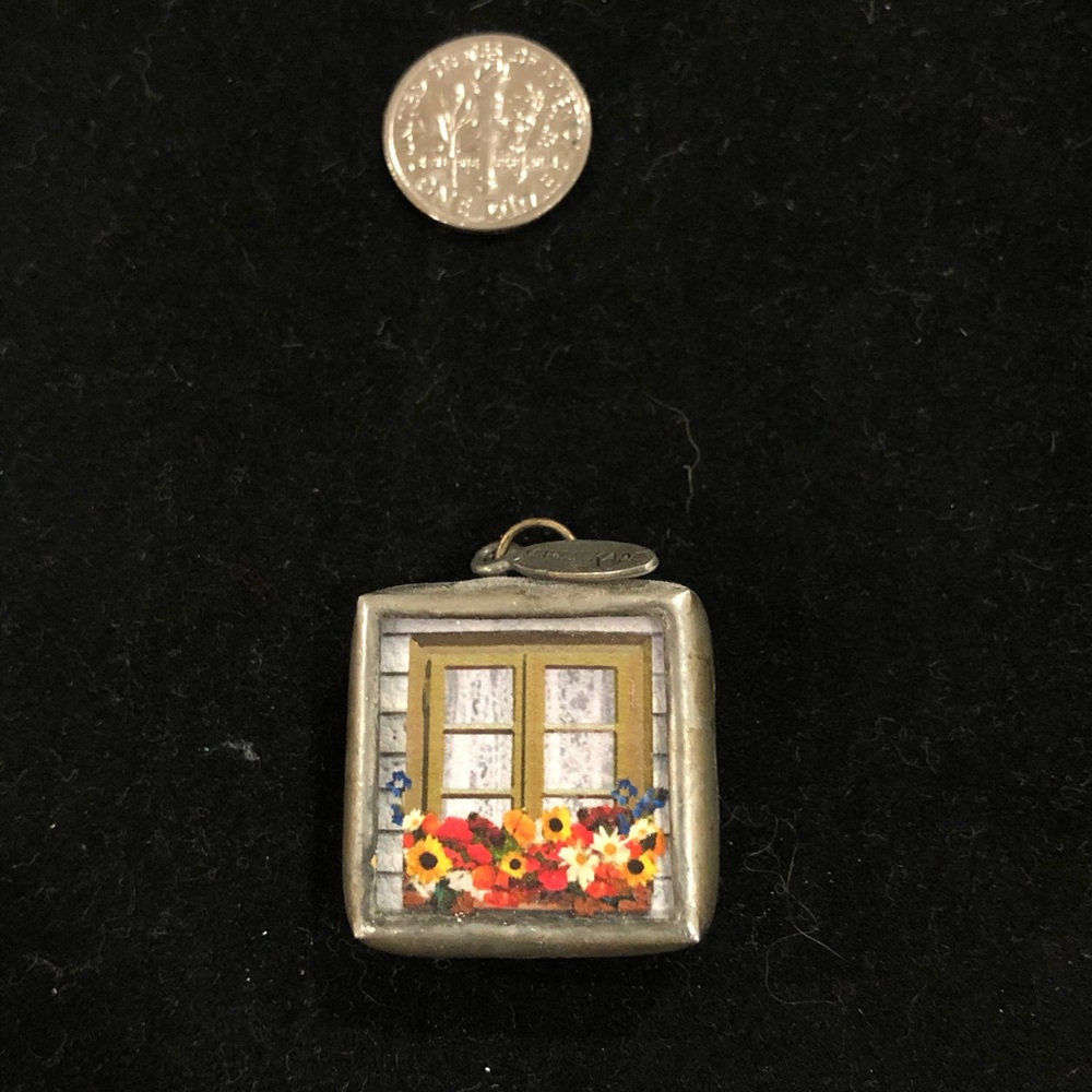 “A” initial charm - Picture 2 of 2